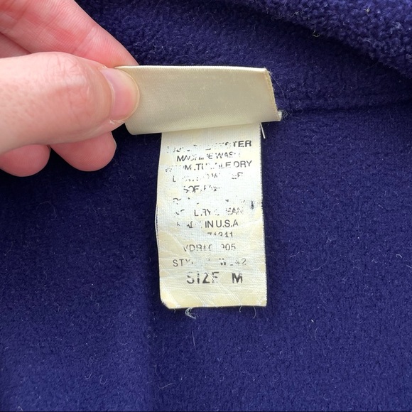 L.L. Bean Green and Navy Vest - Picture 7 of 8